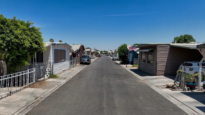 Malan Mobile Home Park Picture 2