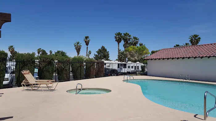 Road Runner RV Park Picture 2