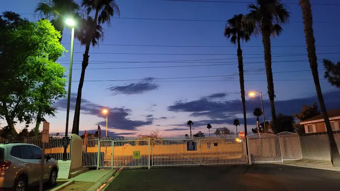 River Oaks Manufactured Home Community Picture 6