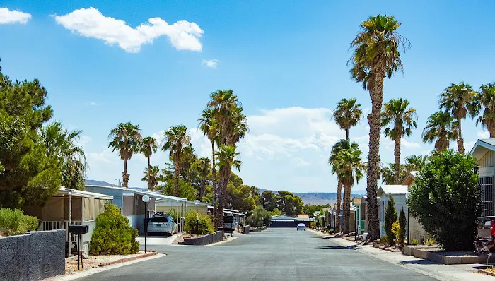 Aqua Vista Family Friendly Community Picture 8