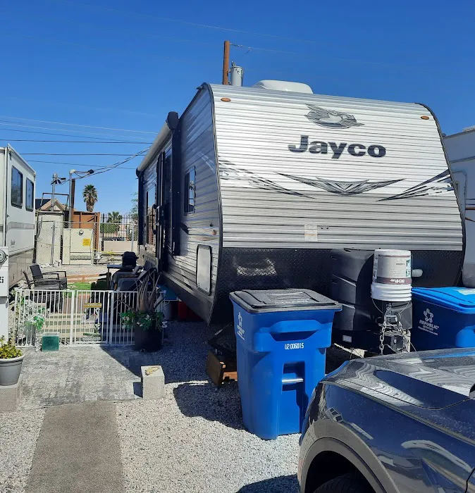 Maycliff Mini Storage & RV Park Las Vegas Picture 7