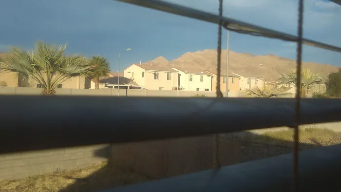 Sunrise Gardens Picture 5