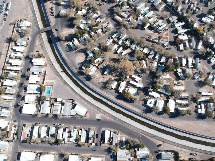 Miracle Mile Picture 10