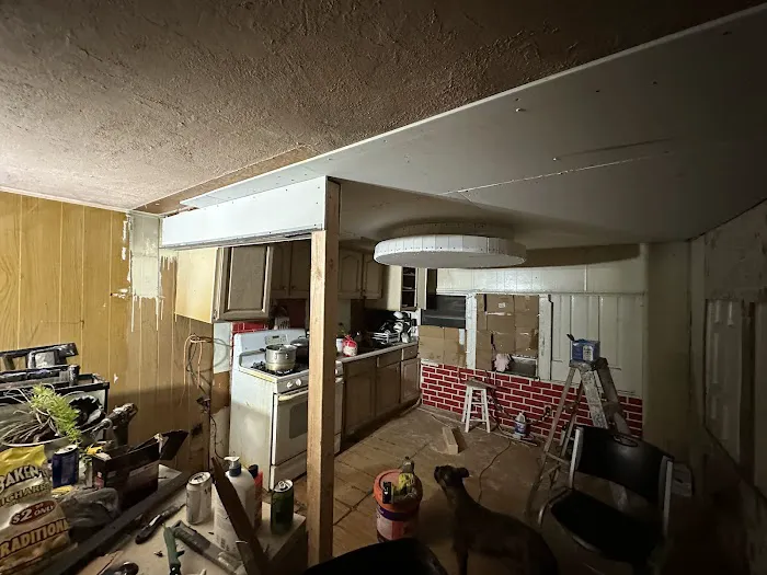 Miracle Mile Picture 2