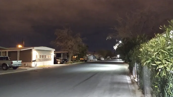 Miracle Mile Picture 1