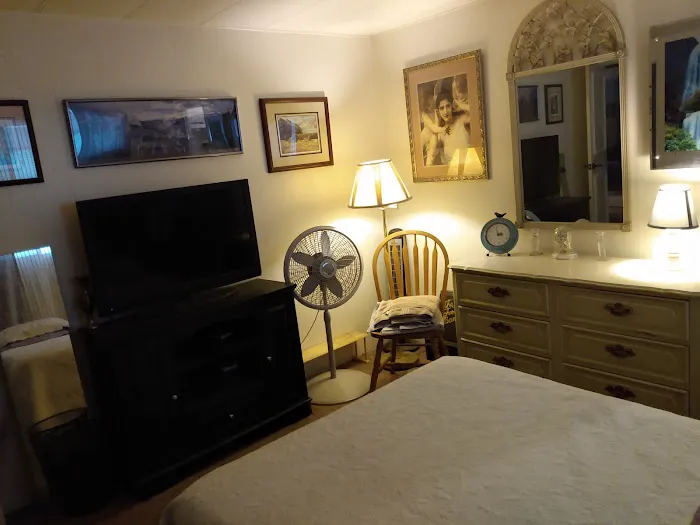 Maycliff Mobile Home Park Office Picture 1