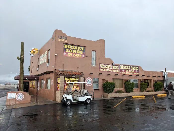 Desert Sands RV Park Picture 2