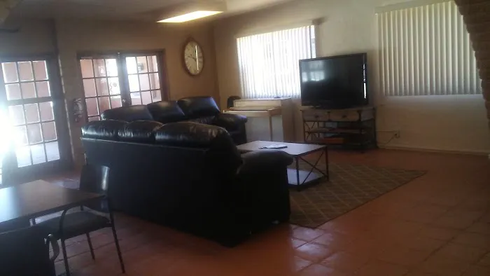 Desert Sands RV Park Picture 3