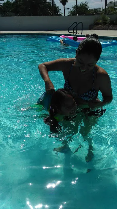 Palm Grove mobile park Picture 7