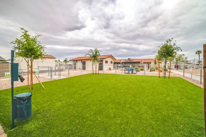 Canyon Heights, all-age manufactured homes community Picture 3