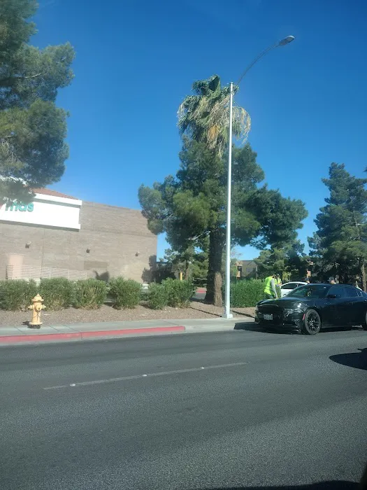 Arrow Palms Mobile Home Park Picture 1