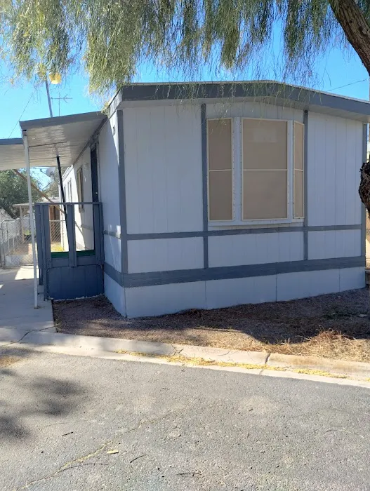AAA Mobile Home Park Picture 4