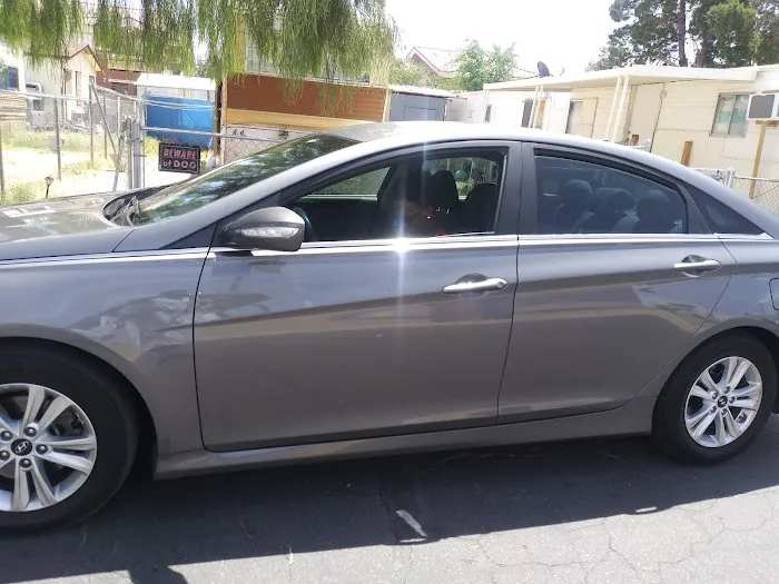 AAA Mobile Home Park Picture 2