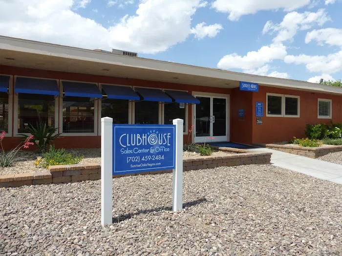 Sunrise Oaks Manufactured Home Community Picture 6