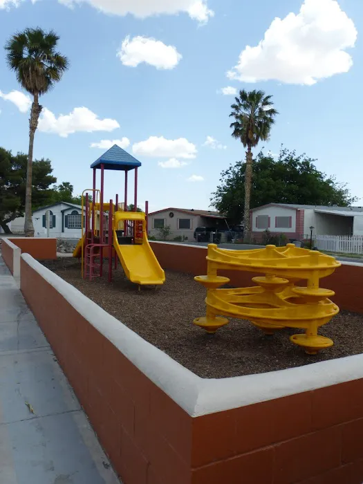 Sunrise Oaks Manufactured Home Community Picture 5