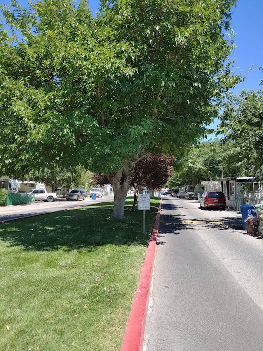 Bramblewood 55+ mobile home park Picture 10