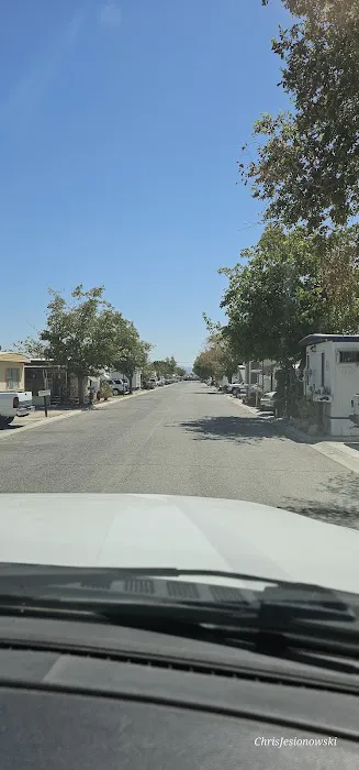 Bobette Mobile Home Park Picture 2