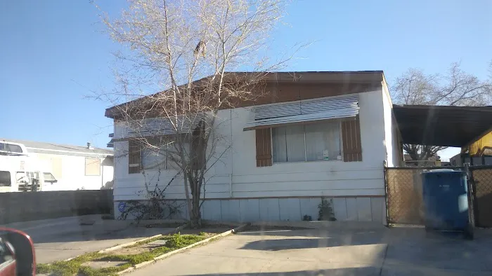 Walnut Family Mobile Home Park Picture 3