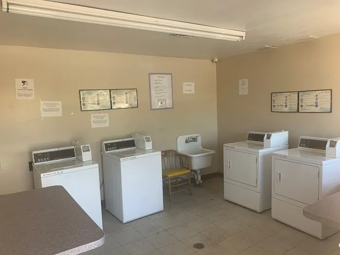 Walnut Family Mobile Home Park Picture 5