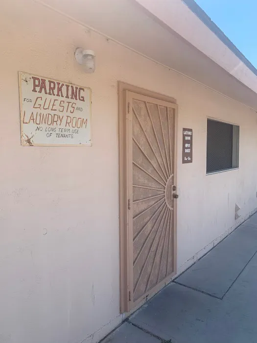 Walnut Family Mobile Home Park Picture 6