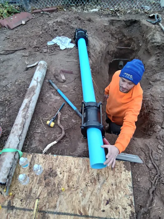 Moore's Mobile Home Park Picture 3