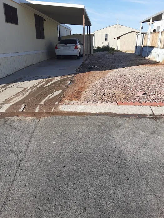 Storeyville Mobile Home Resort Picture 1