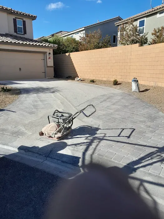 Desert Winds Mobile Home Park Picture 6