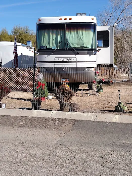BlueBird Mobile Home Park Picture 5