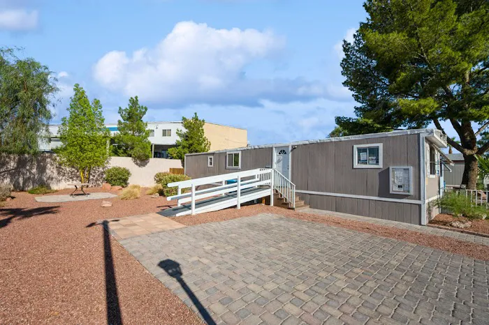 Sunset Mobile Home Park Picture 10