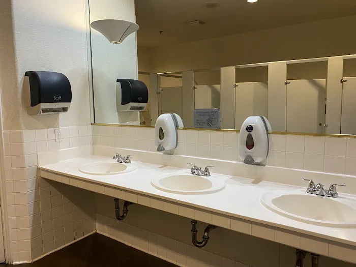 Oasis Las Vegas RV Resort Picture 4