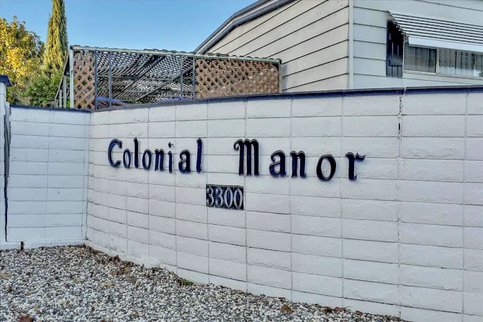Colonial Mobile Manor Picture 3