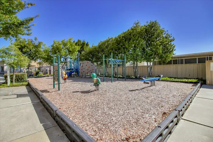 Mountain Shadows Mobile Home Park Picture 4