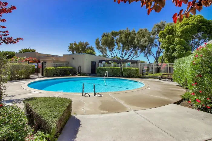 Mountain Shadows Mobile Home Park Picture 2