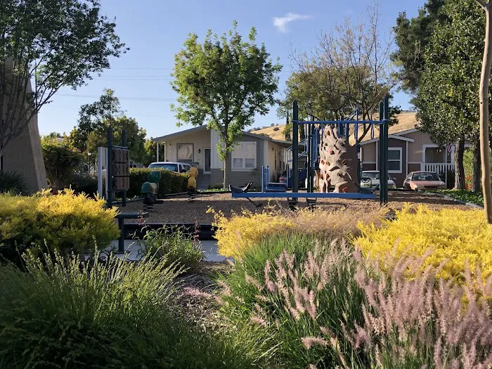 Mountain Shadows Mobile Home Park Picture 9