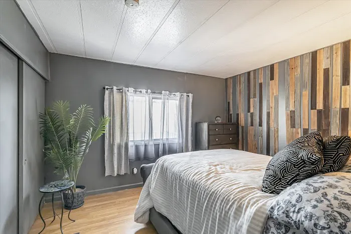 Mountain Springs Mobile Home Park Picture 9