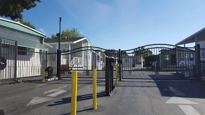 Old Orchard Mobile Park Picture 6