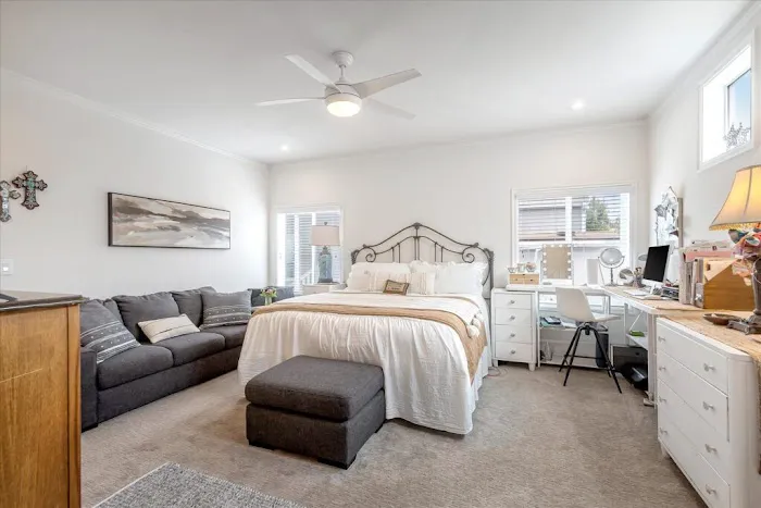 Chateau La Salle Picture 1