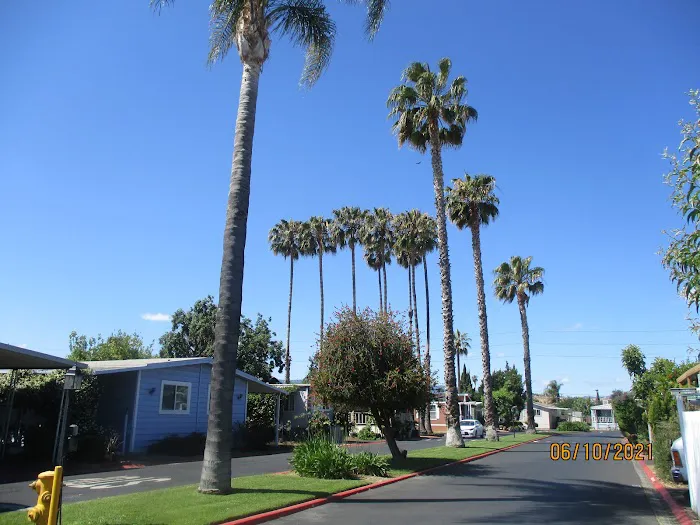 Coyote Creek Mobile Home Community Picture 4