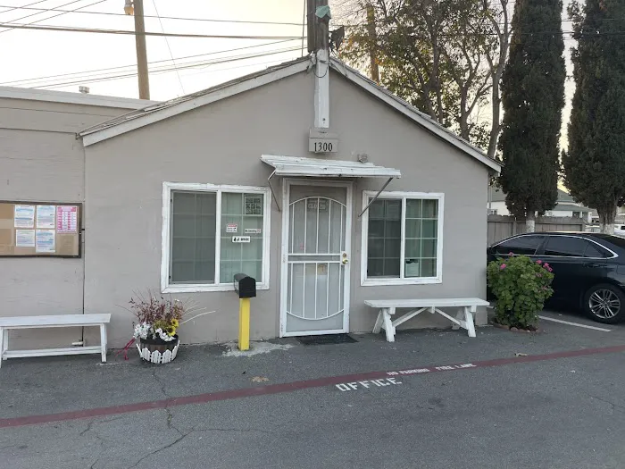 San Jose Mobile Home & RV Park Picture 2