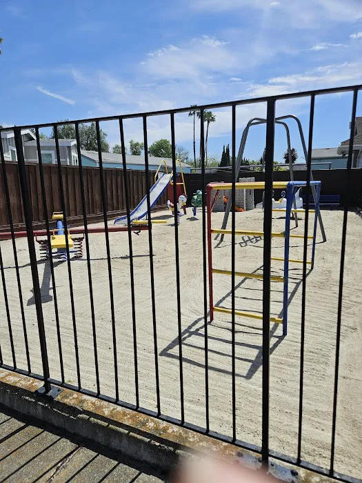 Riverbend Mobile Home Park Picture 6
