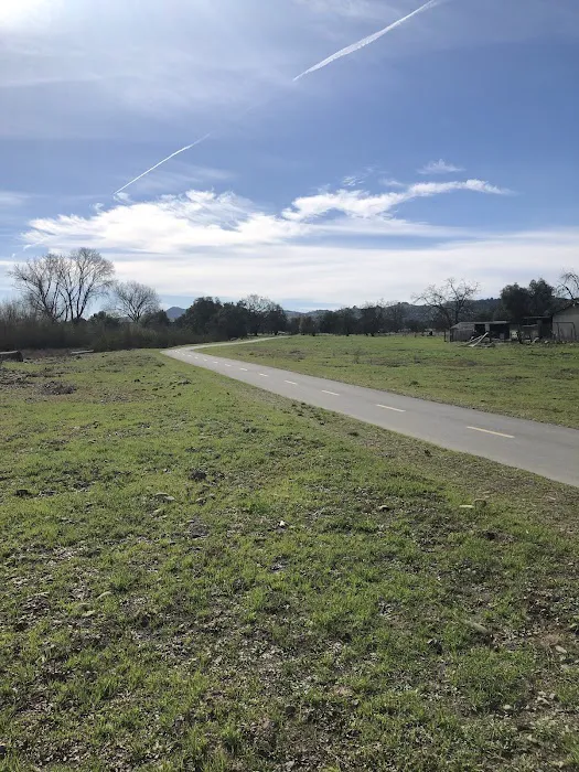 Coyote Valley RV Resort Picture 9