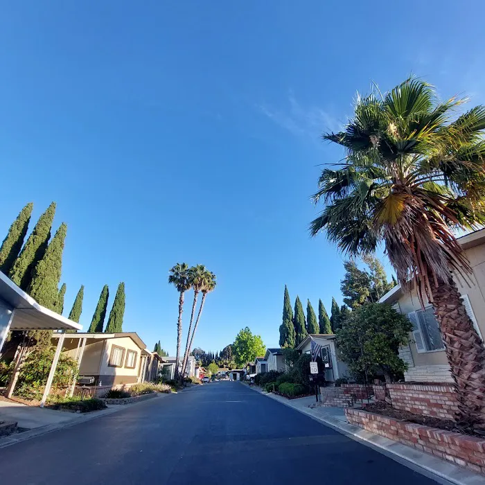 Oak Crest Estates Picture 3
