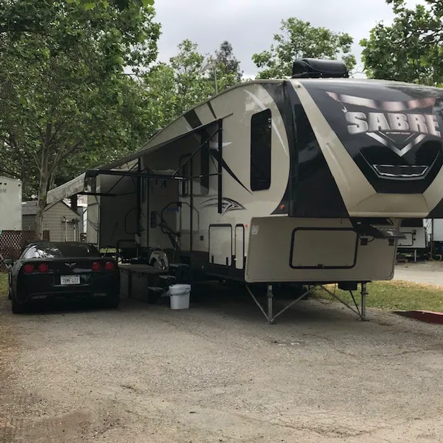 Parkway Lakes RV Park Picture 8
