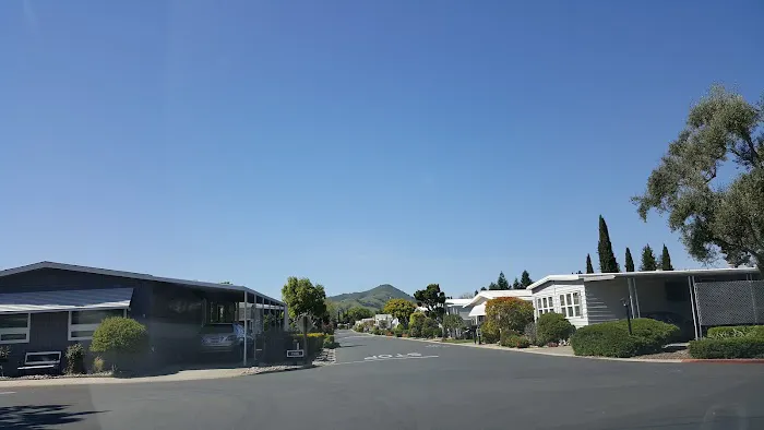 Woodlands Estates Picture 2