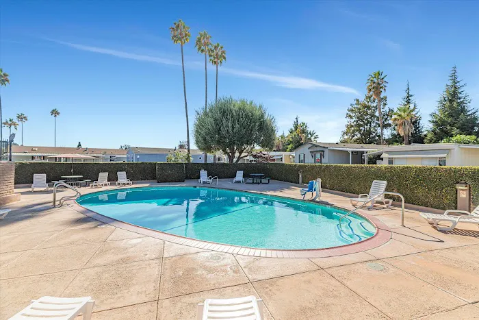 El Dorado Mobile Home Park Picture 6