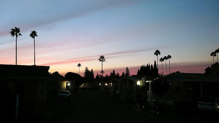 El Dorado Mobile Home Park Picture 10