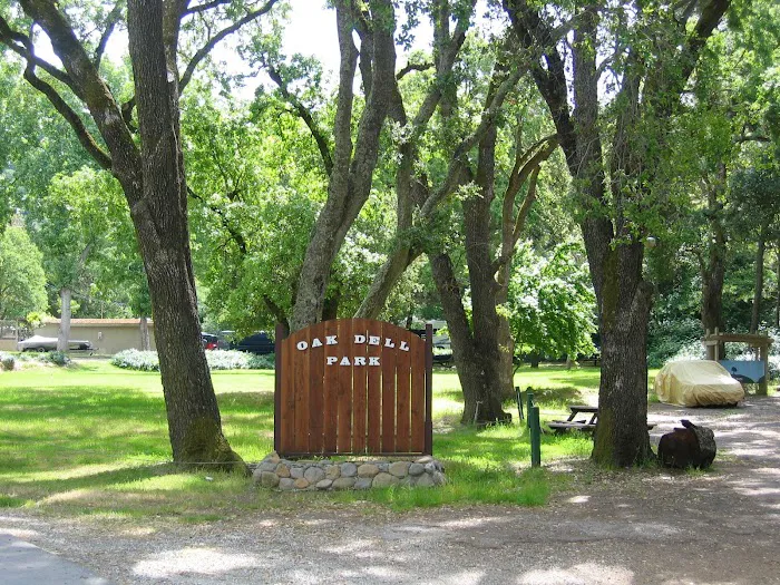 Oak Dell Park Picture 1