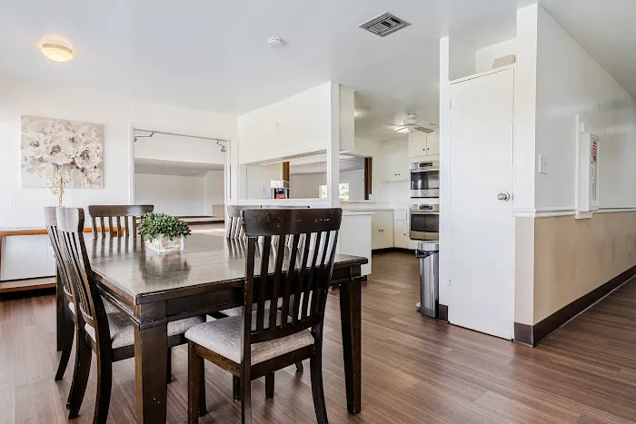 Southlake Mobile Home Community Picture 7