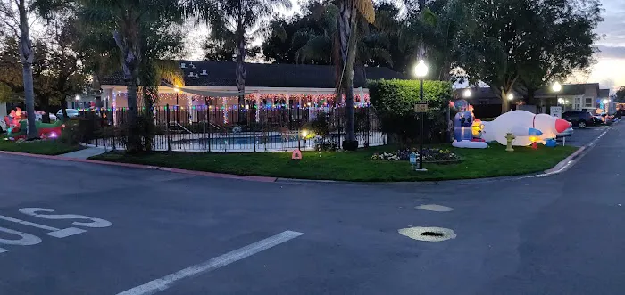 Mary Manor Estates Picture 4