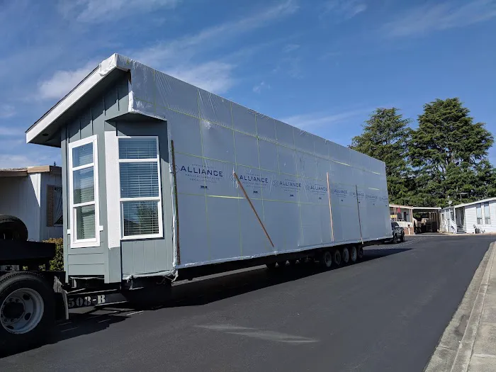 New Frontier Mobile Home Park Picture 8